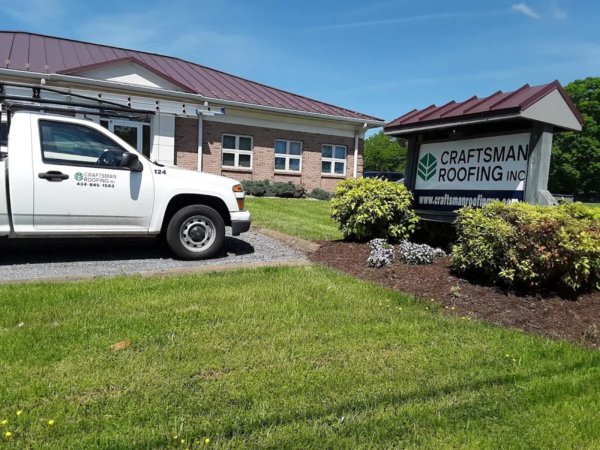Quality Roof Replacement by experienced craftsmen in Metro East